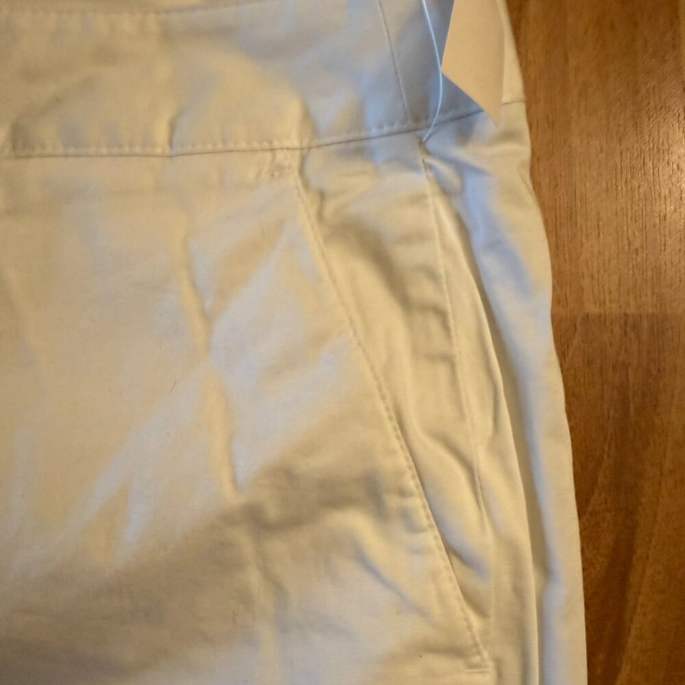 White Bermuda Shorts - NWT - Picture 4 of 8